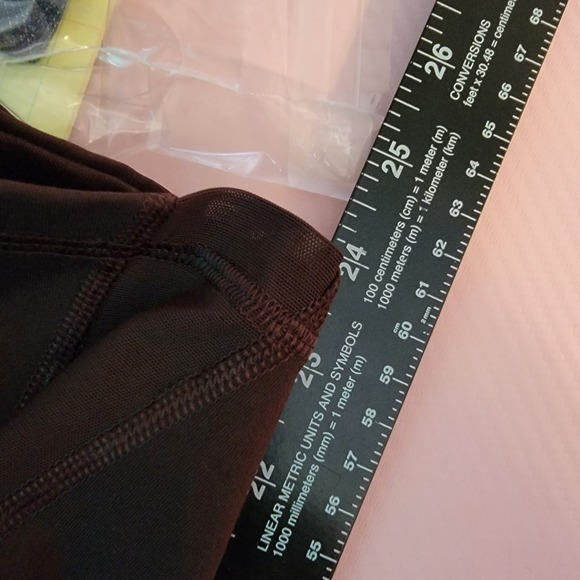 Old Navy Women's Athletic Elevate Go Dry Mesh Detail Leggings Purple Size Small - Picture 11 of 11